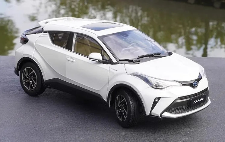 [OEM] 1:18 Toyota 2022 C-HR White Model Car Die-Cast
