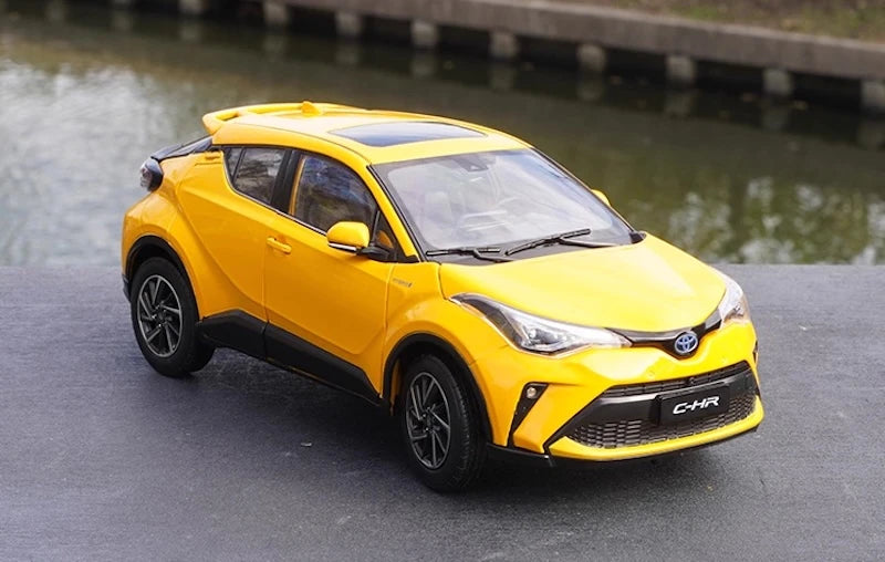 [OEM] 1:18 Toyota 2022 C-HR Yellow Model Car Die-Cast