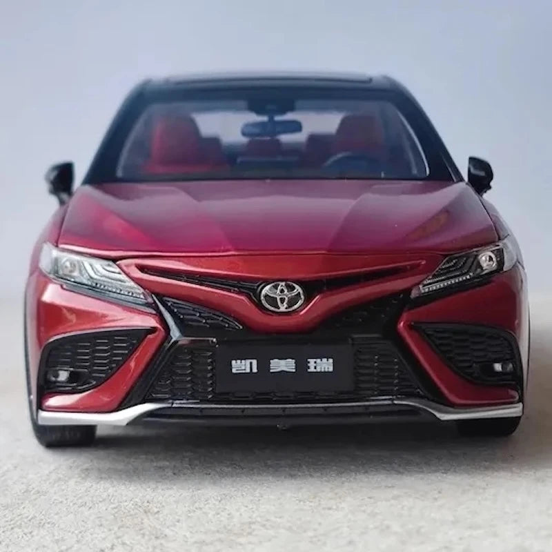 [OEM] 1:18 Toyota 2022 Camry SL Hybrid Red Model Car Die-Cast