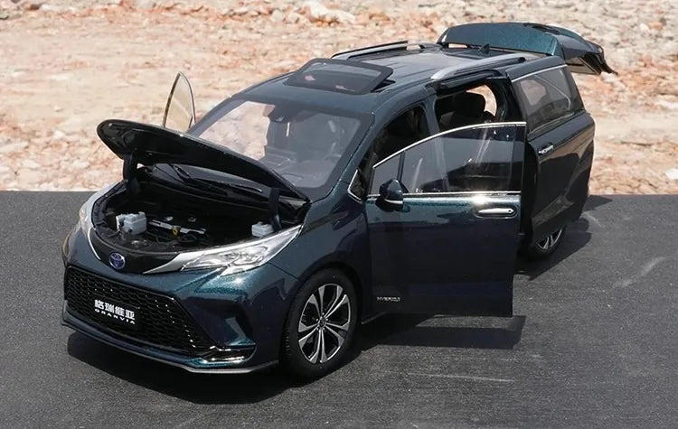 [OEM] 1:18 Toyota 2022 Granvia Green Model Car Die-Cast