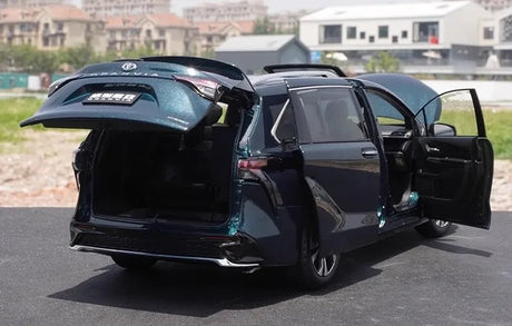 [OEM] 1:18 Toyota 2022 Granvia Green Model Car Die-Cast