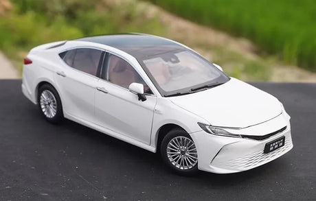 [OEM] 1:18 Toyota 2024 Camry White Model Car Die-Cast