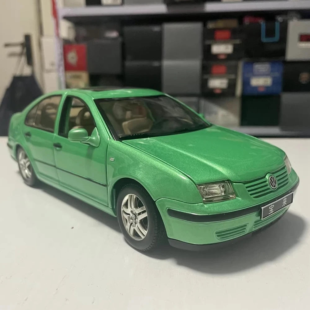 [OEM] 1:18 Volkswagen 1999 Jetta verde modellino di auto Die-Cast