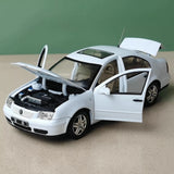 [OEM] 1:18 Volkswagen 1999 Jetta ホワイト モデルカー Die-Cast
