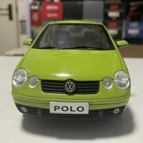 [OEM] 1:18 Volkswagen 2002 Polo 9N Green Model Car Die-Cast