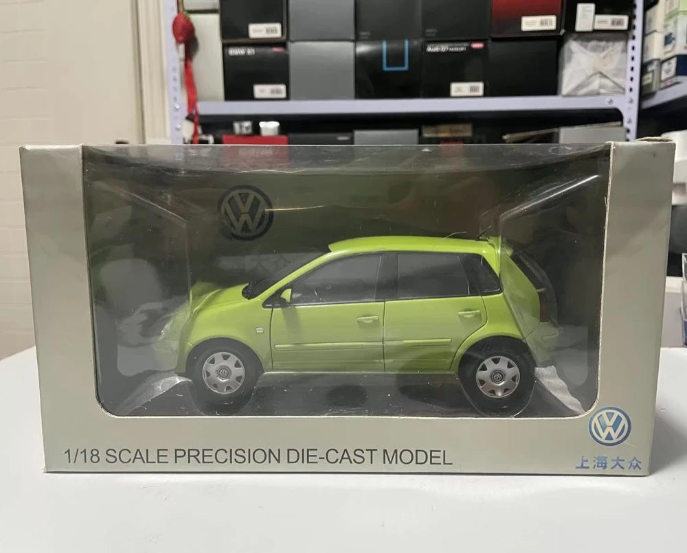 [OEM] 1:18 Volkswagen 2002 Polo 9N Green Model Car Die-Cast