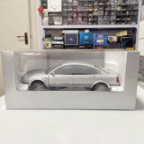 [OEM] 1:18 Volkswagen 2003 Passat B5 Silver Model Car Die-Cast