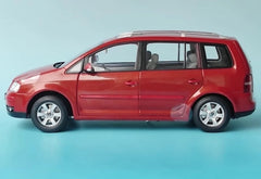 [OEM] 1:18 Volkswagen 2003 Touran rosso modellino di auto Die-Cast