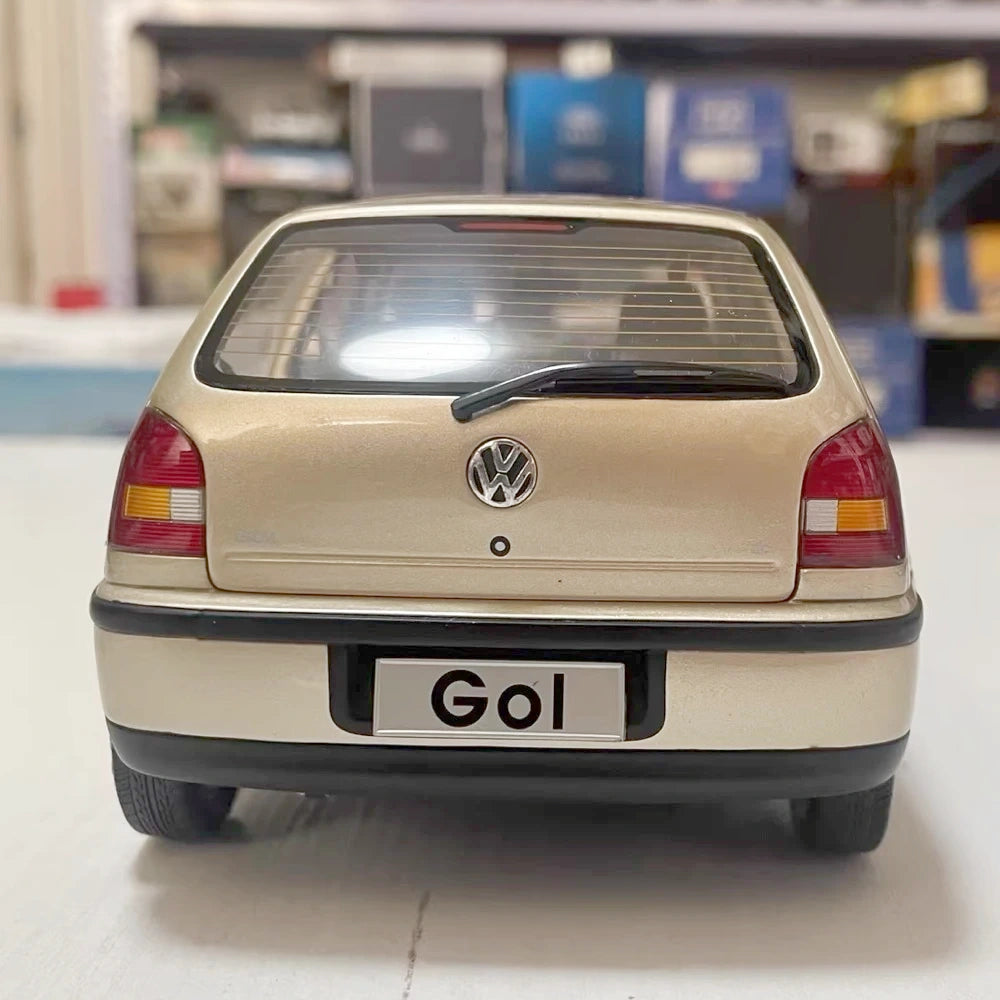[OEM] 1:18 Volkswagen 2004 Gol Gold Model Car Die-Cast