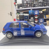 [OEM] 1:18 Volkswagen 2004 Golf Mk4 Blue Model Car Die-Cast