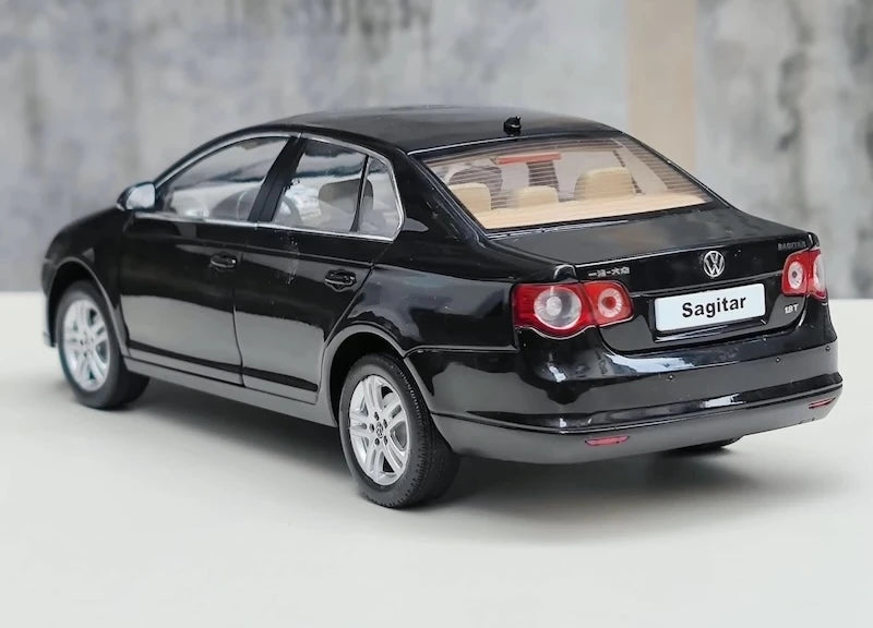 [OEM] 1:18 Volkswagen 2005 Jetta ブラック モデルカー Die-Cast