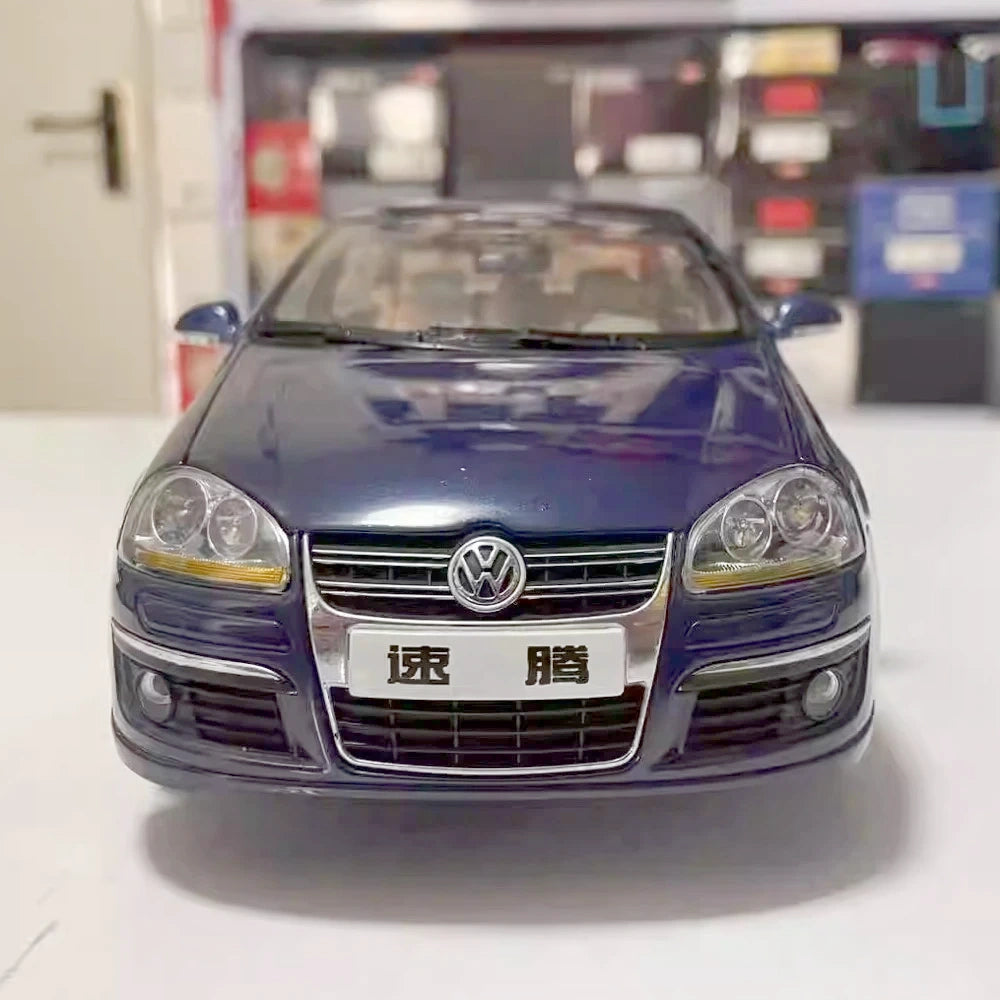 [OEM] 1:18 Volkswagen 2005 Jetta blu modellino di auto Die-Cast