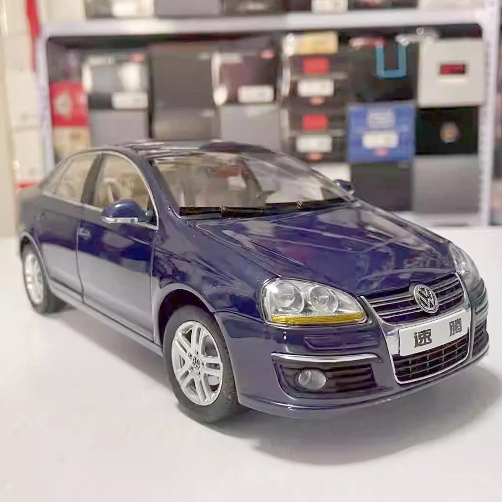 [OEM] 1:18 Volkswagen 2005 Jetta Blue Model Car Die-Cast