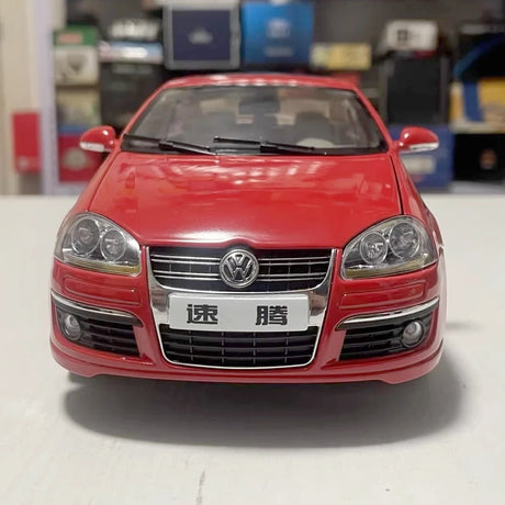 [OEM] 1:18 Volkswagen 2005 Jetta Red Model Car Die-Cast