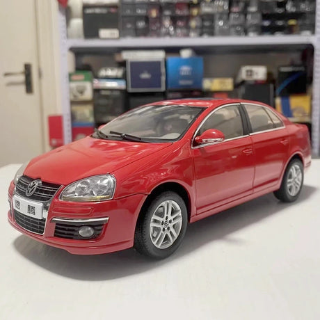 [OEM] 1:18 Volkswagen 2005 Jetta Red Model Car Die-Cast