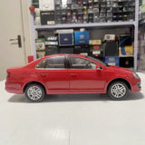 [OEM] 1:18 Volkswagen 2005 Jetta Red Model Car Die-Cast