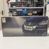 [OEM] 1:18 Volkswagen 2005 Jetta Red Model Car Die-Cast