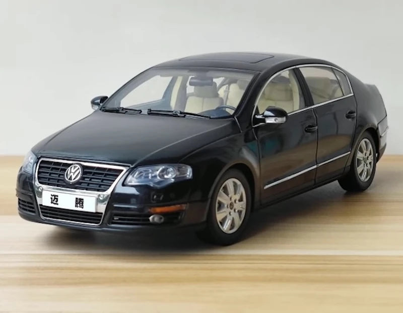 [OEM] 1:18 Volkswagen 2005 Magotan B6 Passat Black Model Car Die-Cast