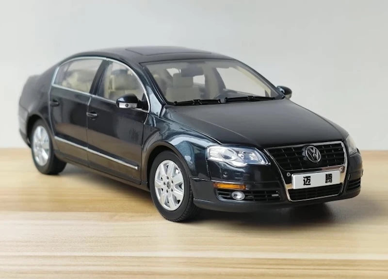 [OEM] 1:18 Volkswagen 2005 Magotan B6 Passat Black Model Car Die-Cast
