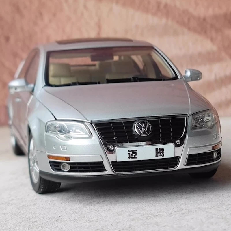 [OEM] 1:18 Volkswagen 2005 Magotan B6 Passat Silver Model Car Die-Cast