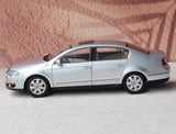 [OEM] 1:18 Volkswagen 2005 Magotan B6 Passat Silver Model Car Die-Cast