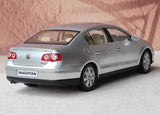 [OEM] 1:18 Volkswagen 2005 Magotan B6 Passat Silver Model Car Die-Cast
