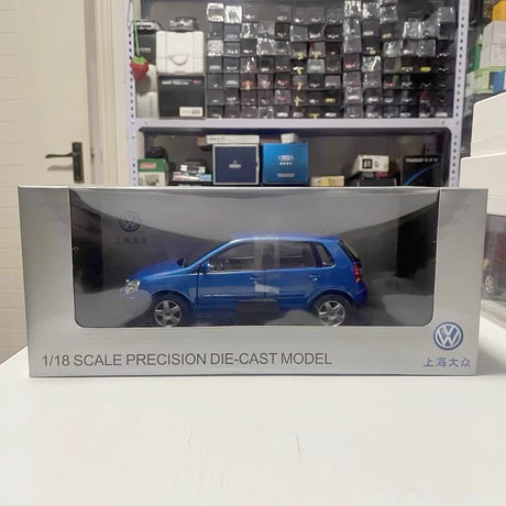 [OEM] 1:18 Volkswagen 2006 Polo Hatchback Blue Model Car Die-Cast