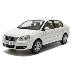 [OEM] 1:18 Volkswagen 2006 Polo Sedan White Model Car Die-Cast