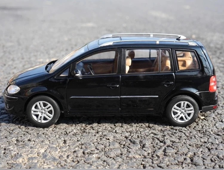 [OEM] 1:18 Volkswagen 2006 Touran Black Model Car Die-Cast