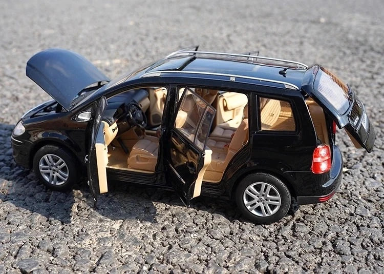 [OEM] 1:18 Volkswagen 2006 Touran Black Model Car Die-Cast