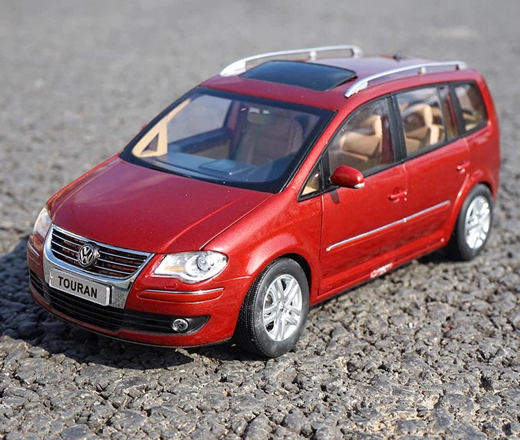 [OEM] 1:18 Volkswagen 2006 Touran Red Model Car Die-Cast