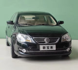[OEM] 1:18 Volkswagen 2008 Jetta Black Model Car Die-Cast