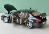[OEM] 1:18 Volkswagen 2008 Jetta Black Model Car Die-Cast