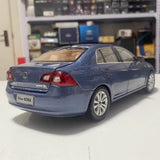 [OEM] 1:18 Volkswagen 2008 Jetta Blue Model Car Die-Cast