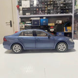 [OEM] 1:18 Volkswagen 2008 Jetta Blue Model Car Die-Cast