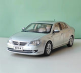 [OEM] 1:18 Volkswagen 2008 Jetta Silver Model Car Die-Cast