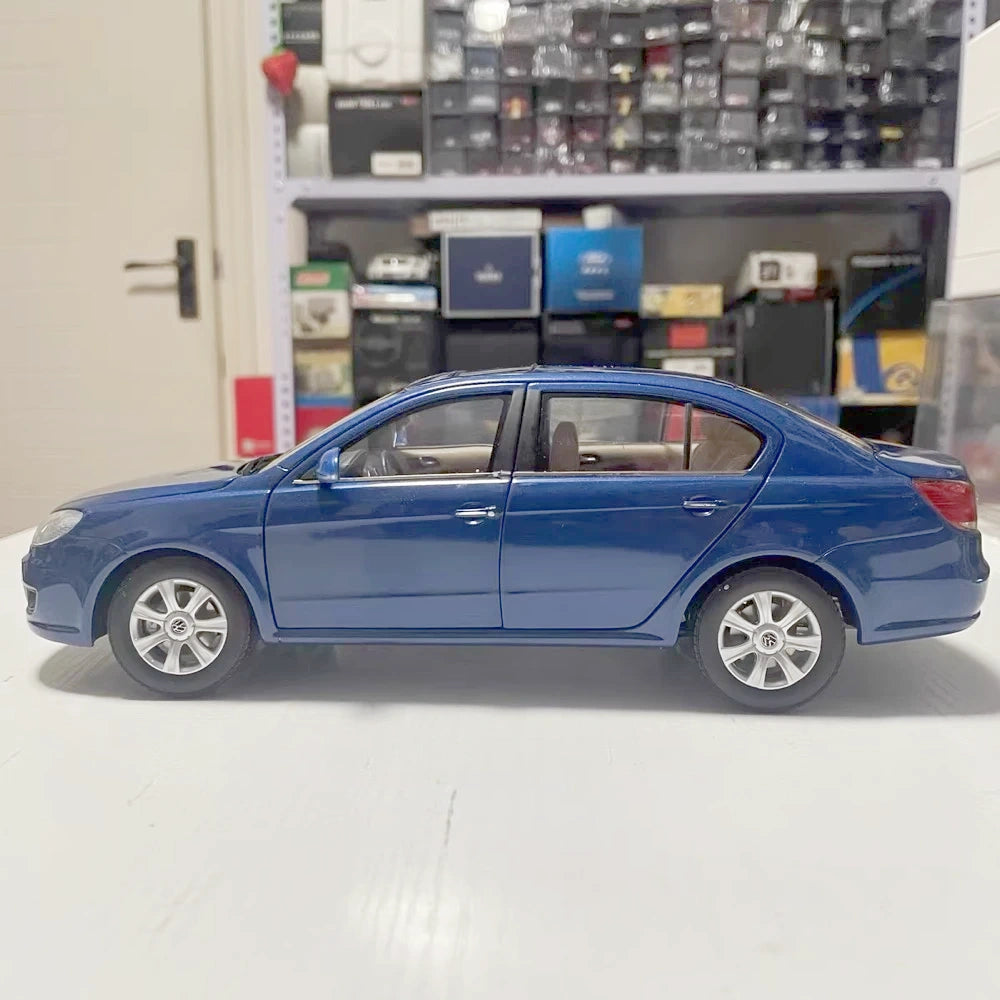 [OEM] 1:18 Volkswagen 2008 Lavida Blue Model Car Die-Cast