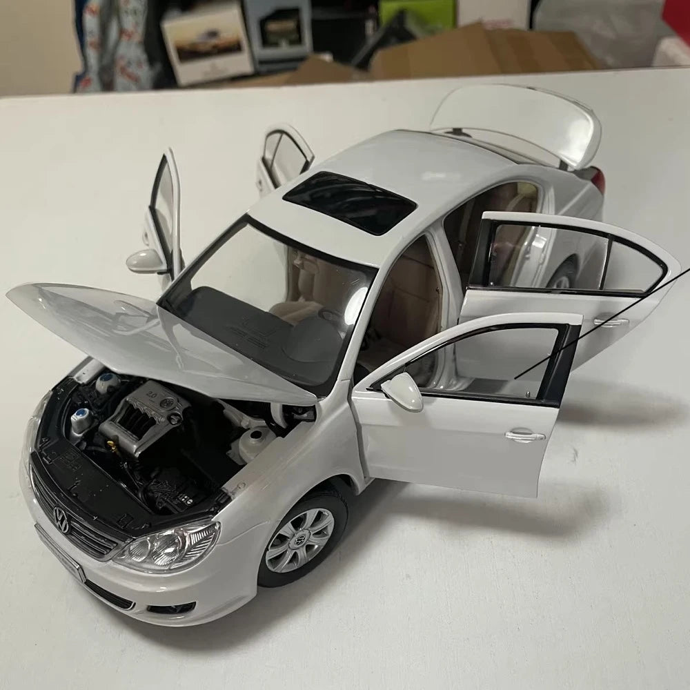 [OEM] 1:18 Volkswagen 2008 Lavida ホワイト モデルカー Die-Cast