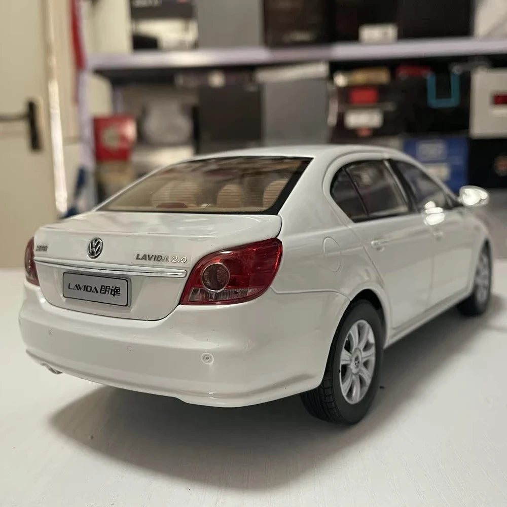 [OEM] 1:18 Volkswagen 2008 Lavida ホワイト モデルカー Die-Cast