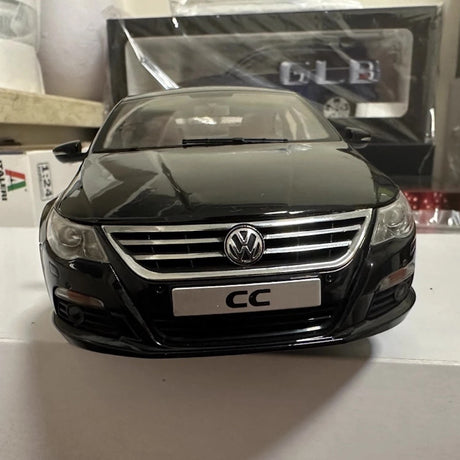 [OEM] 1:18 Volkswagen 2008 Passat CC Black Model Car Die-Cast