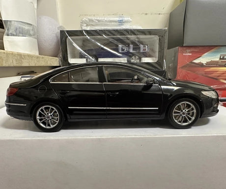 [OEM] 1:18 Volkswagen 2008 Passat CC Black Model Car Die-Cast