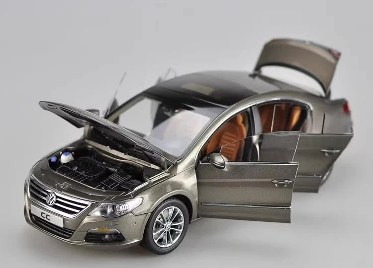 [OEM] 1:18 Volkswagen 2008 Passat CC marrone modellino di auto Die-Cast
