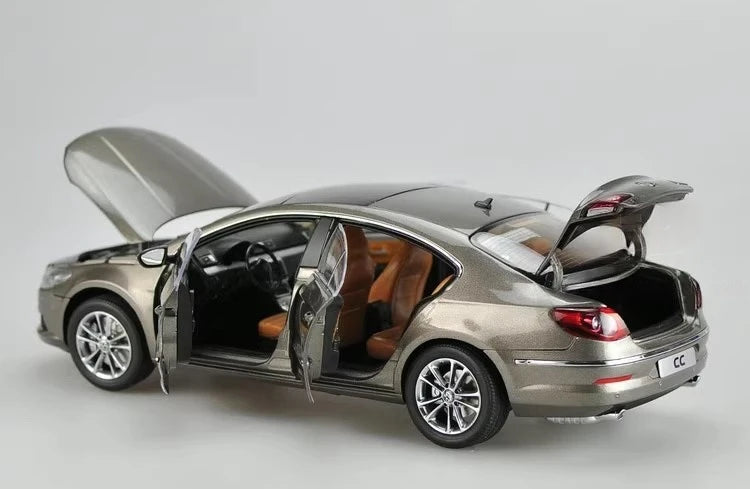 [OEM] 1:18 Volkswagen 2008 Passat CC marrone modellino di auto Die-Cast