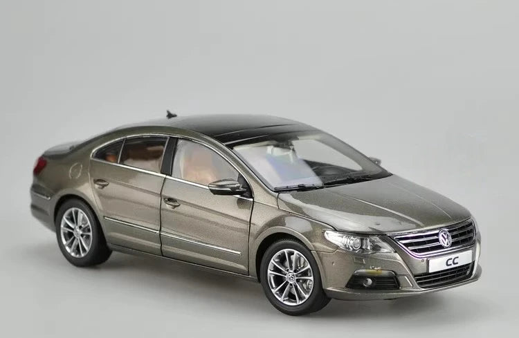 [OEM] 1:18 Volkswagen 2008 Passat CC marrone modellino di auto Die-Cast