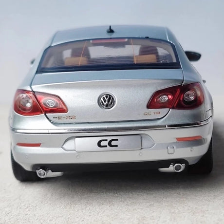 [OEM] 1:18 Volkswagen 2008 Passat CC Silver Model Car Die-Cast