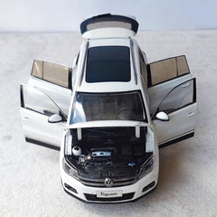 [OEM] 1:18 Volkswagen 2009 Tiguan White Model Car Die-Cast