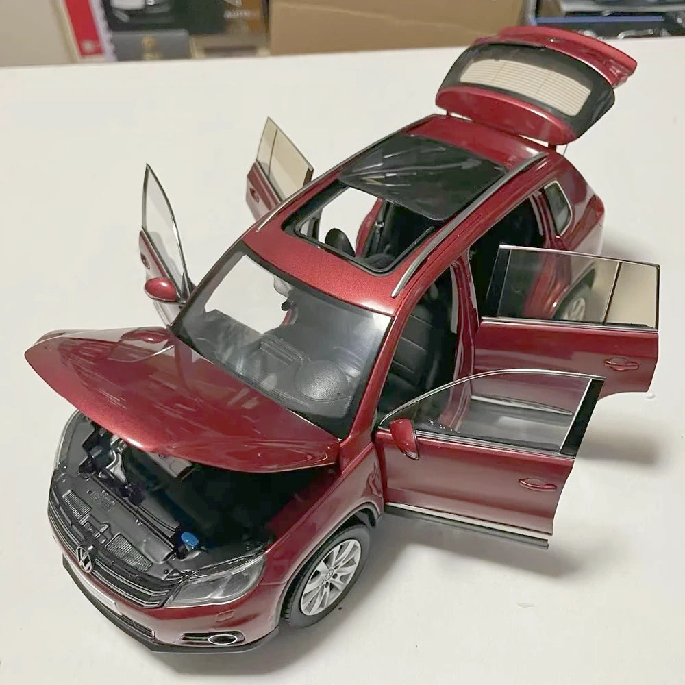 [OEM] 1:18 Volkswagen 2009 Tiguan Red Model Car Die-Cast