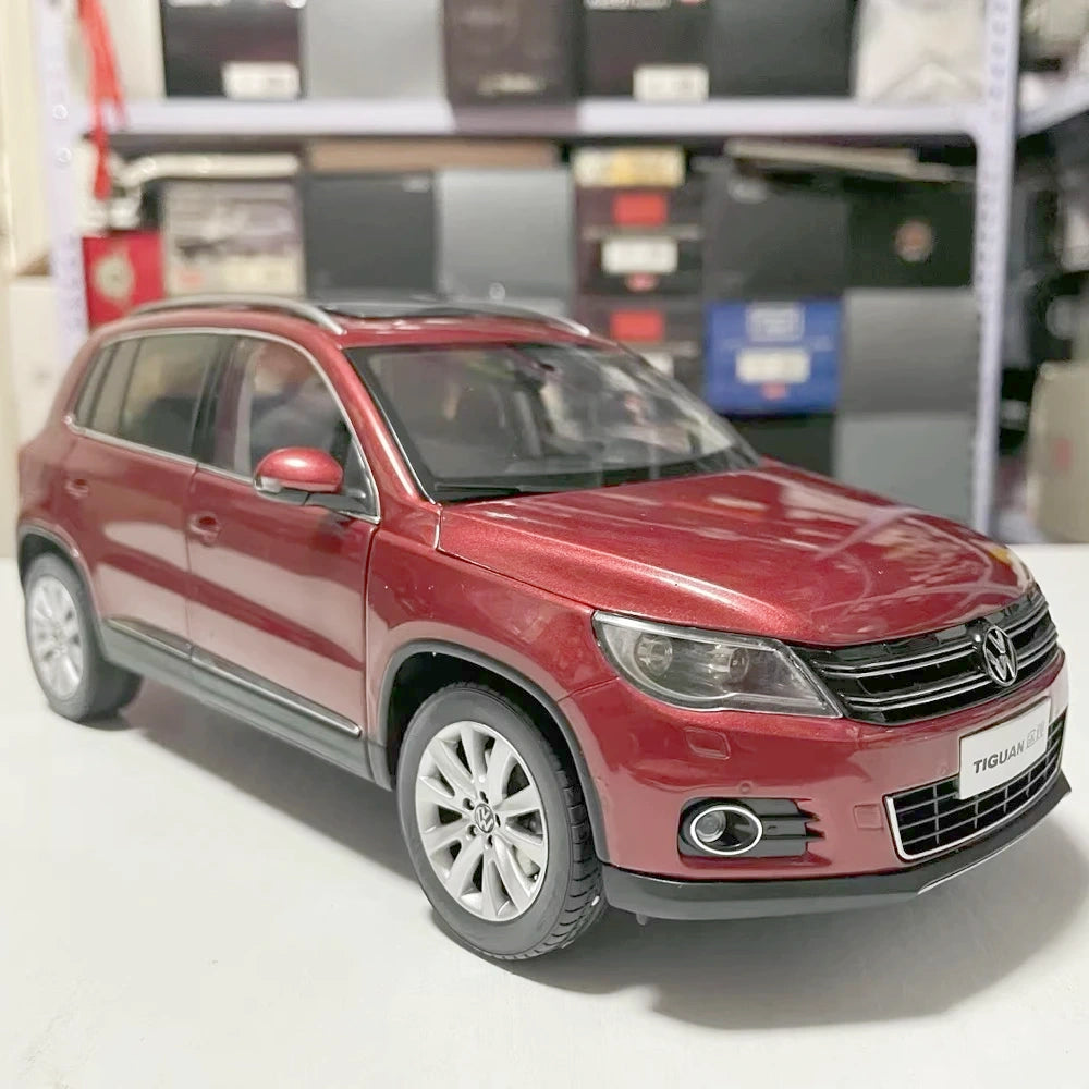 [OEM] 1:18 Volkswagen 2009 Tiguan Red Model Car Die-Cast