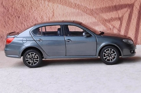 [OEM] 1:18 Volkswagen 2010 Lavida Sport Gray Model Car Die-Cast