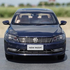 [OEM] 1:18 Volkswagen 2011 Passat Blue Model Car Die-Cast